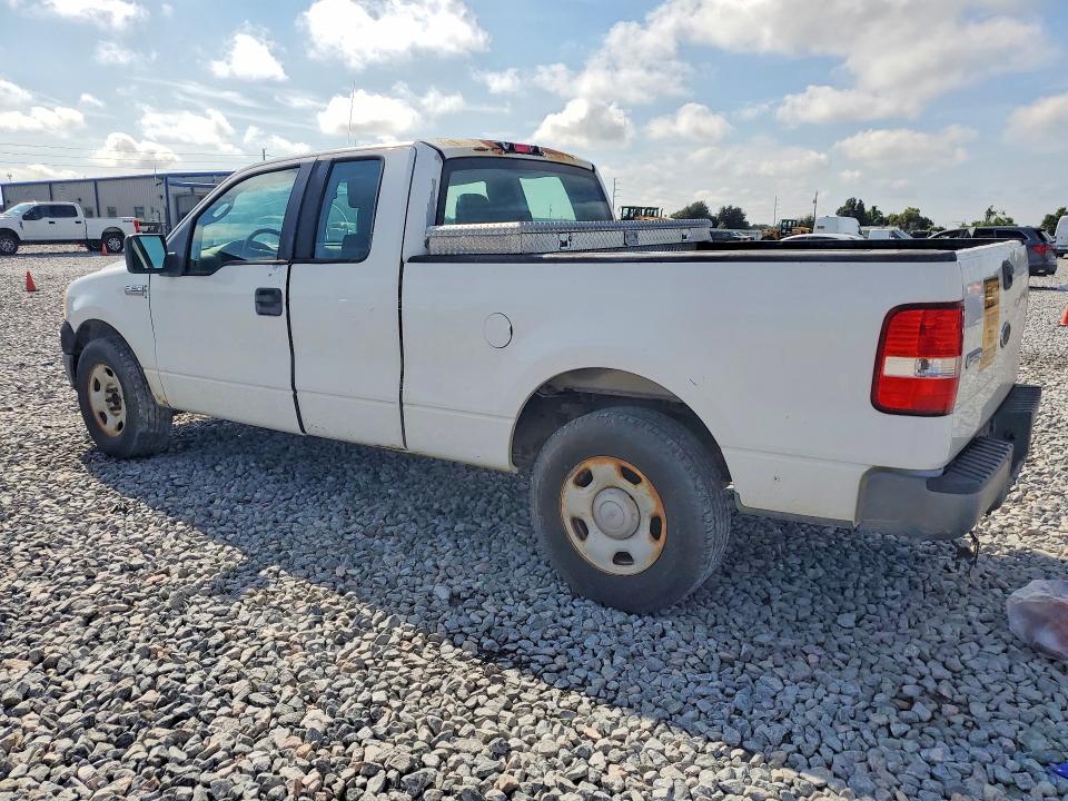 Photo 2 from auction – 2005 FORD F150 with VIN 1FTRX12WX5FA37216