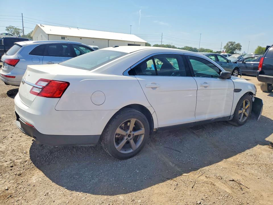 Photo 3 from auction – 2015 FORD TAURUS with VIN 1FAHP2L82FG102336