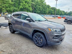 Zdjęcie 4 z aukcji – 2024 JEEP COMPASS z VIN 3C4NJDBN4RT157615