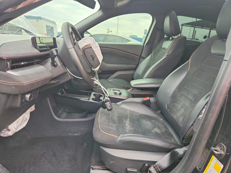 Фото 7 с аукциона – 2022 FORD MUSTANG MACH-E с VIN 3FMTK4SE2NMA14179