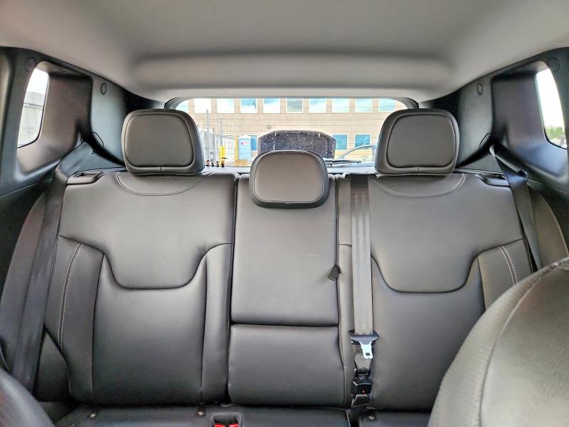Photo 10 from auction – 2017 JEEP RENEGADE with VIN ZACCJBDB2HPF74302