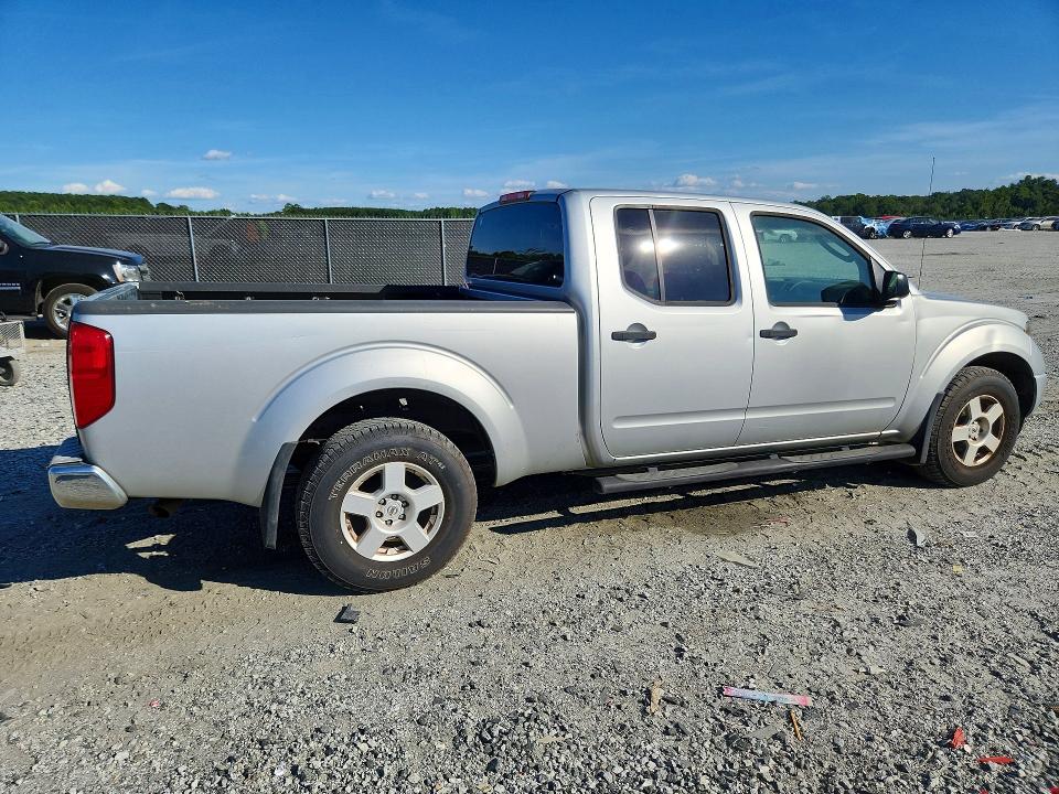 Photo 3 from auction – 2007 NISSAN FRONTIER with VIN 1N6AD09UX7C418778