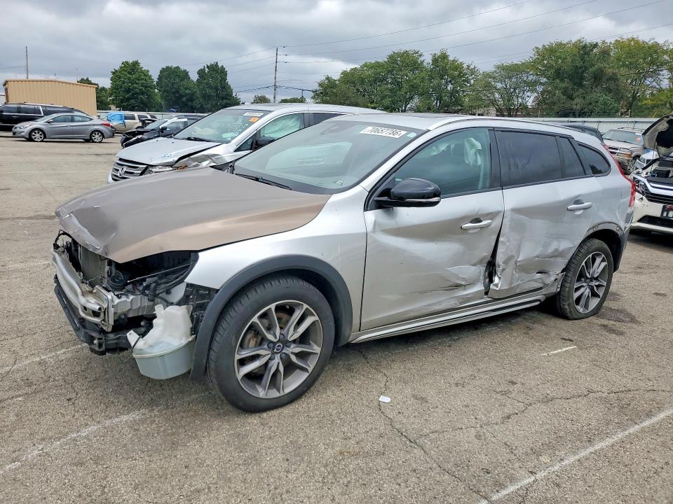 2018 VOLVO V60 CROSS COUNTRY - Търг №70657786