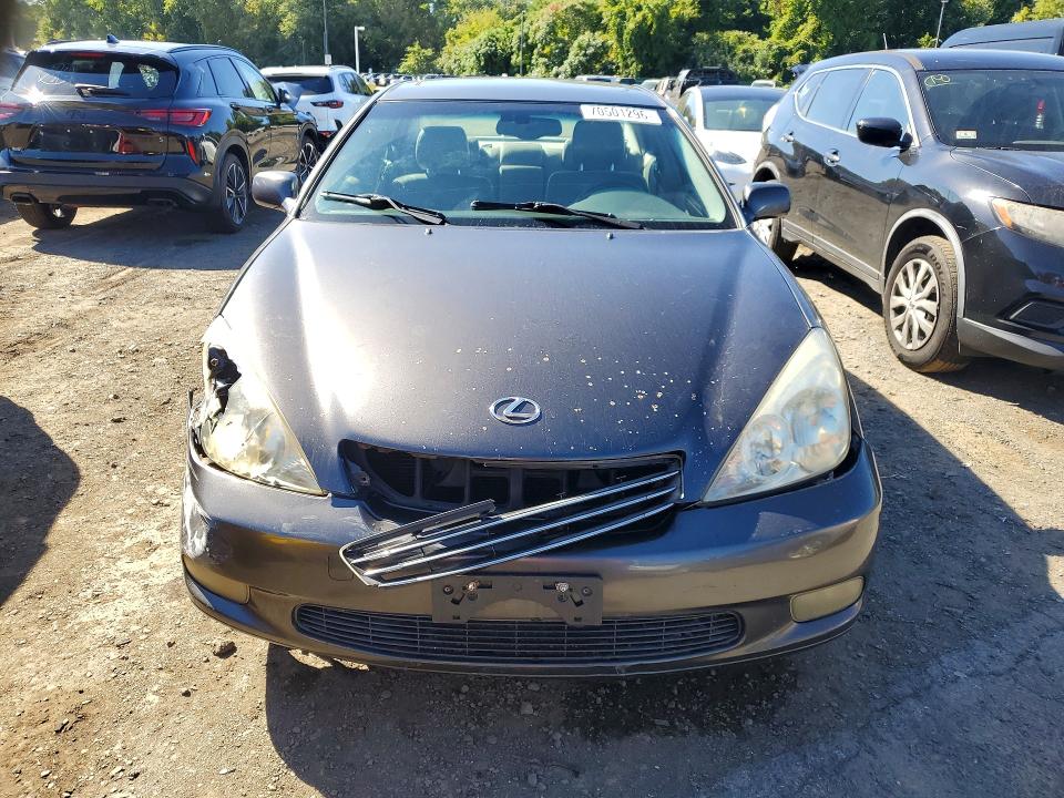 Zdjęcie 5 z aukcji – 2004 LEXUS ES z VIN JTHBA30G845034652