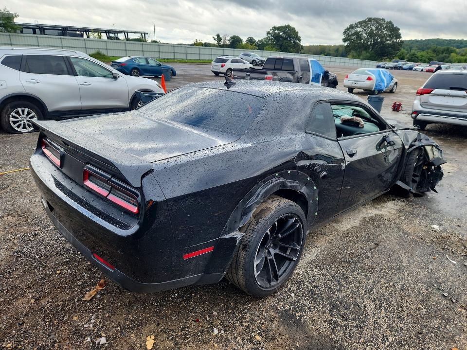 Снимка 3 от търг – 2020 DODGE CHALLENGER с VIN 2C3CDZL92LH230241