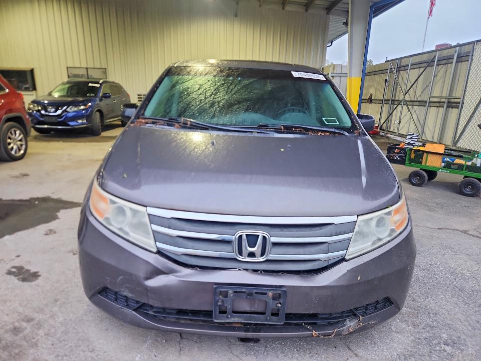 Снимка 5 от търг – 2011 HONDA ODYSSEY с VIN 5FNRL5H64BB064664