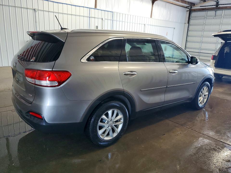 Photo 3 from auction – 2016 KIA SORENTO with VIN 5XYPGDA35GG081026