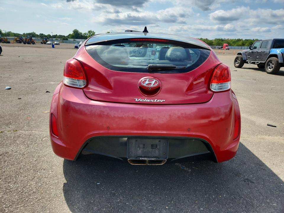 Photo 6 from auction – 2012 HYUNDAI VELOSTER with VIN KMHTC6AD2CU053641