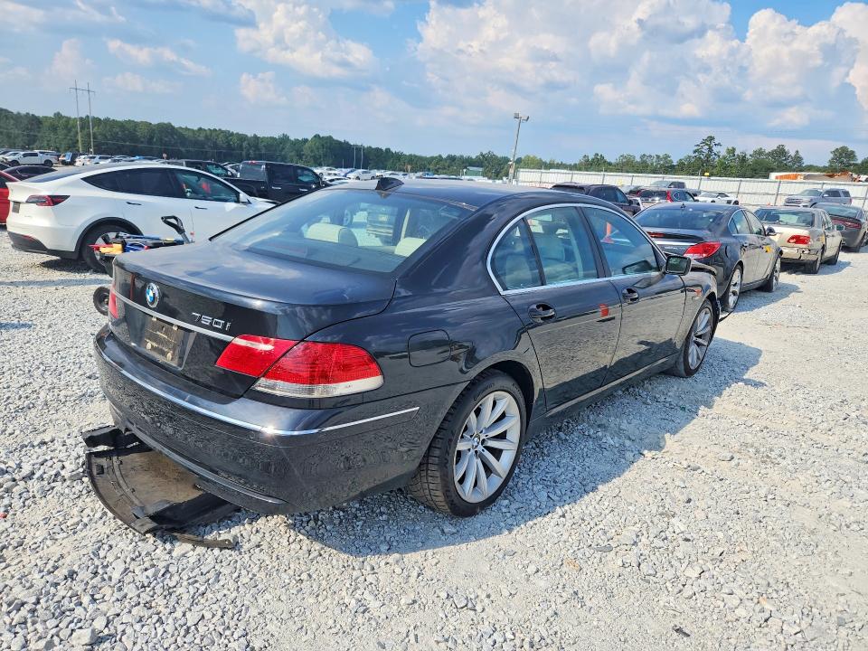 Photo 3 from auction – 2007 BMW 750 with VIN WBAHL83587DT11031