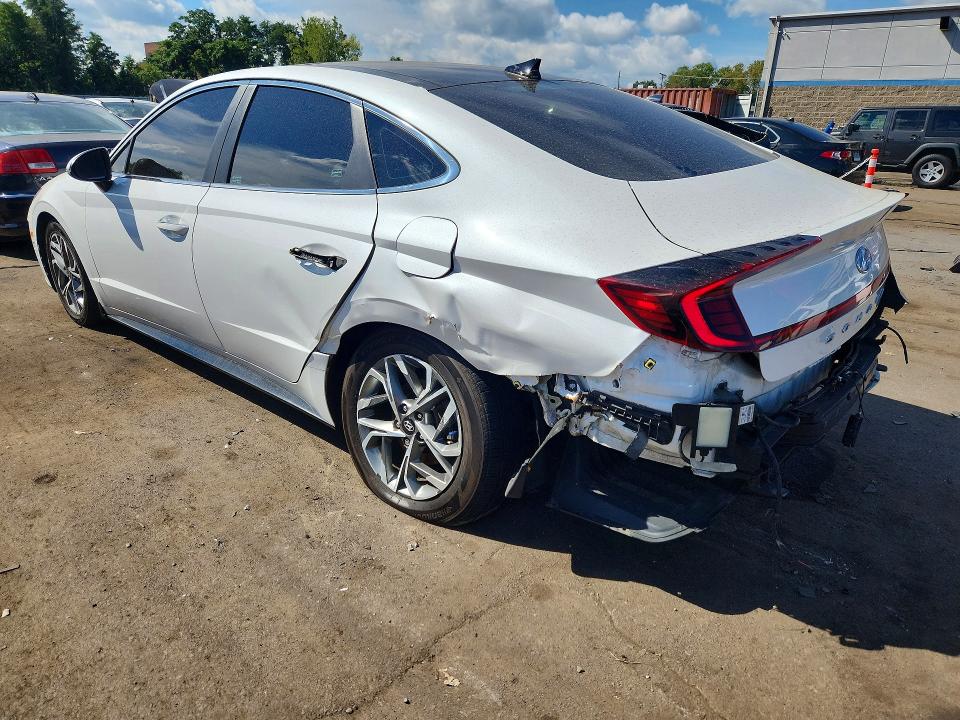 Photo 2 from auction – 2022 HYUNDAI SONATA with VIN KMHL14JA9NA188264