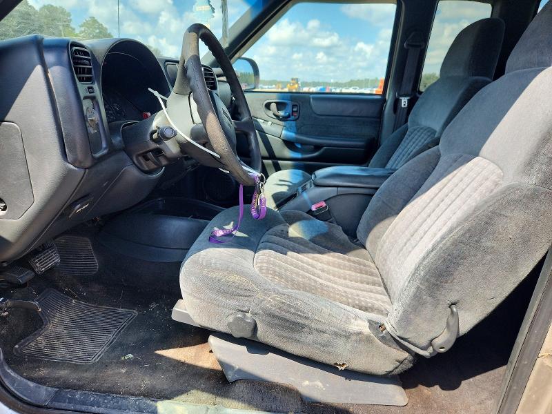 Photo 7 from auction – 2000 CHEVROLET S TRUCK with VIN 1GCCS1957Y8218185