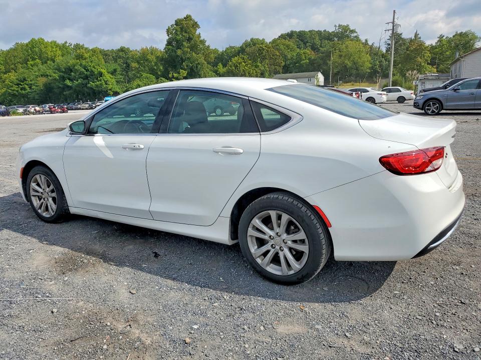 Photo 2 from auction – 2015 CHRYSLER 200 with VIN 1C3CCCAB9FN598532