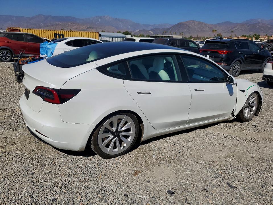 صورة رقم 3 من المزاد - 2022 TESLA MODEL 3 مع VIN 5YJ3E1EA7NF303730