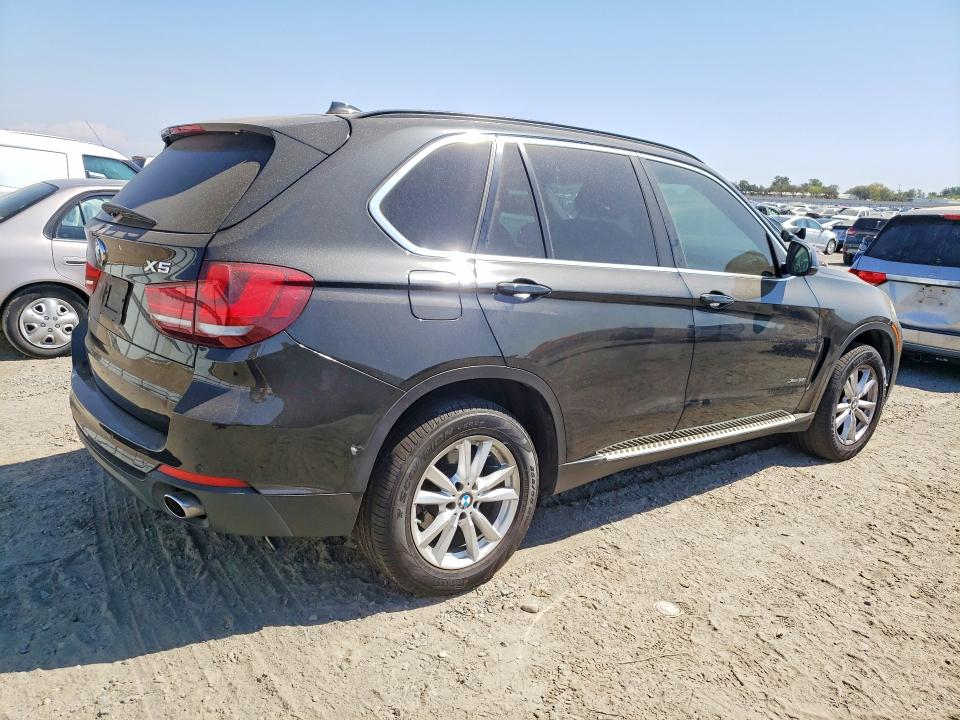 Foto 3 de la subasta – 2015 BMW X5 con VIN 5UXKR0C59F0P10849