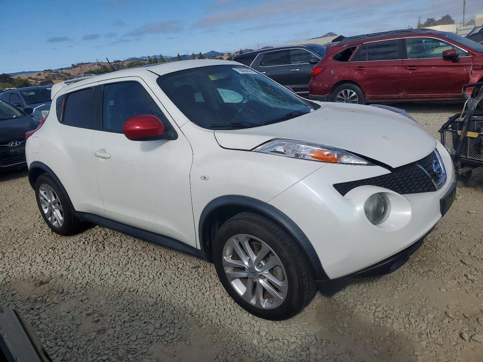 Photo 4 from auction – 2013 NISSAN JUKE with VIN JN8AF5MV1DT230810