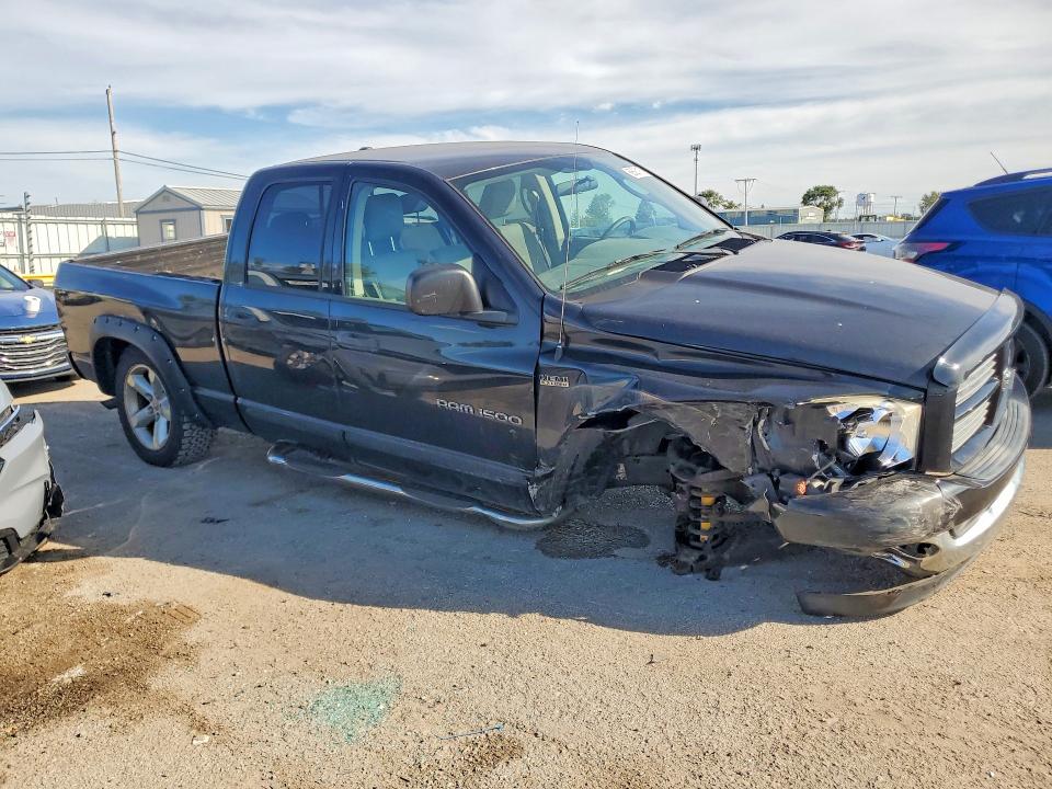 Foto 4 de la subasta – 2006 DODGE RAM 1500 con VIN 1D7HA182X6S686255