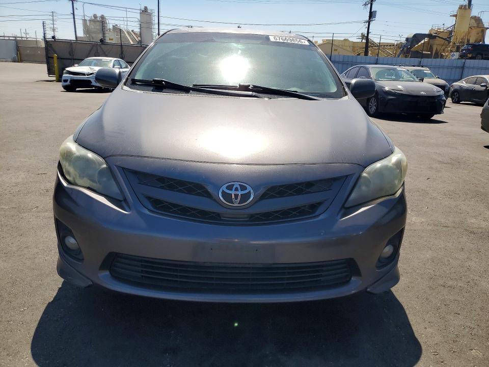 Photo 5 from auction – 2013 TOYOTA COROLLA with VIN 5YFBU4EEXDP125172