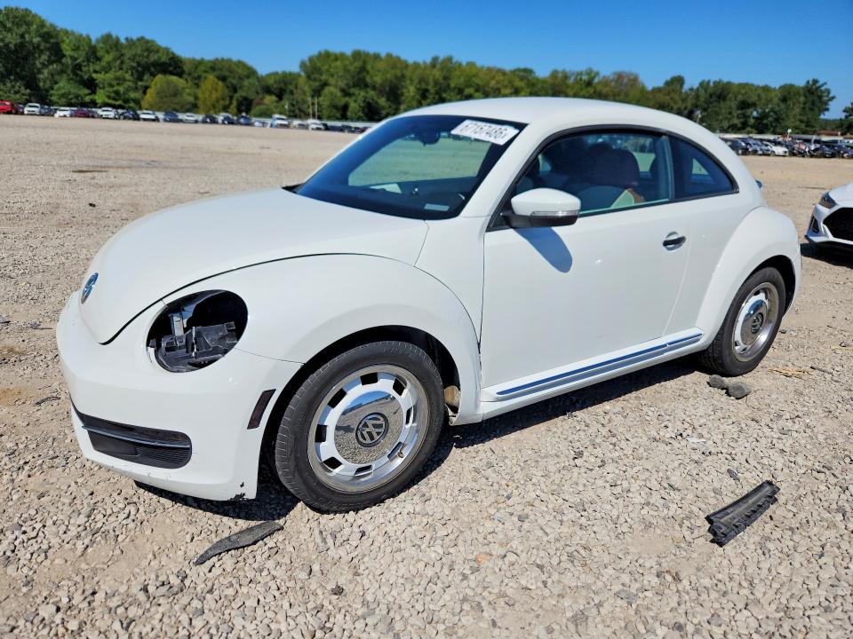 Снимка 1 от търг – 2016 VOLKSWAGEN BEETLE с VIN 3VWF17AT1GM638397