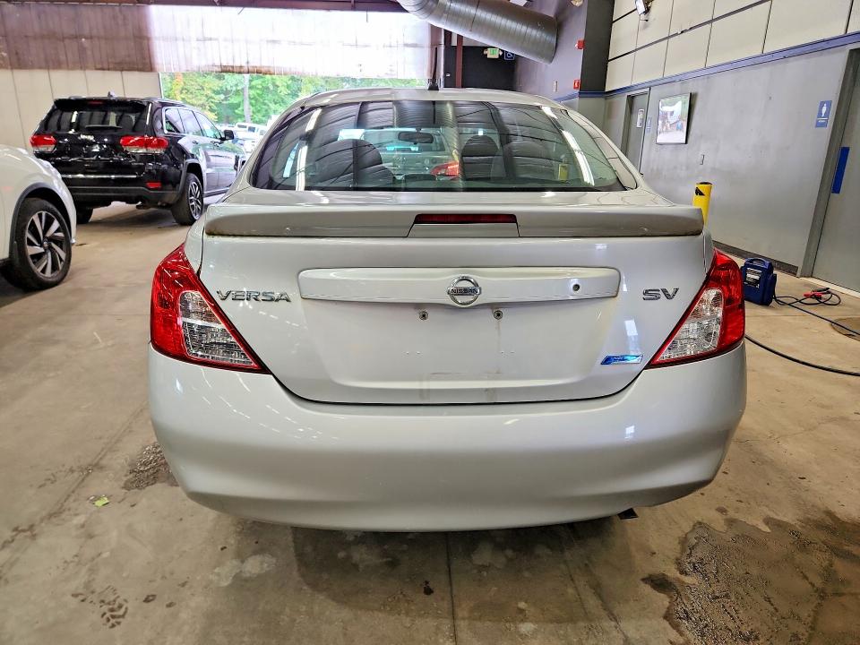 Zdjęcie 6 z aukcji – 2013 NISSAN VERSA z VIN 3N1CN7AP5DL853508