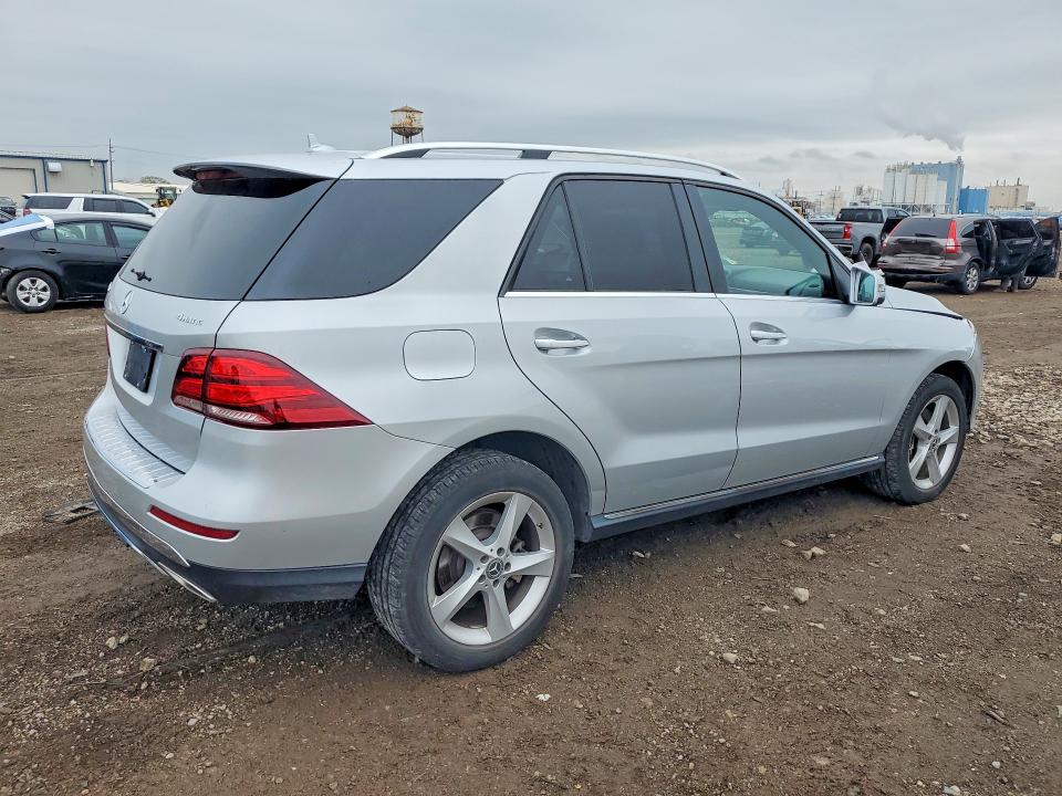 Снимка 3 от търг – 2019 MERCEDES-BENZ GLE с VIN 4JGDA5GBXKB214998