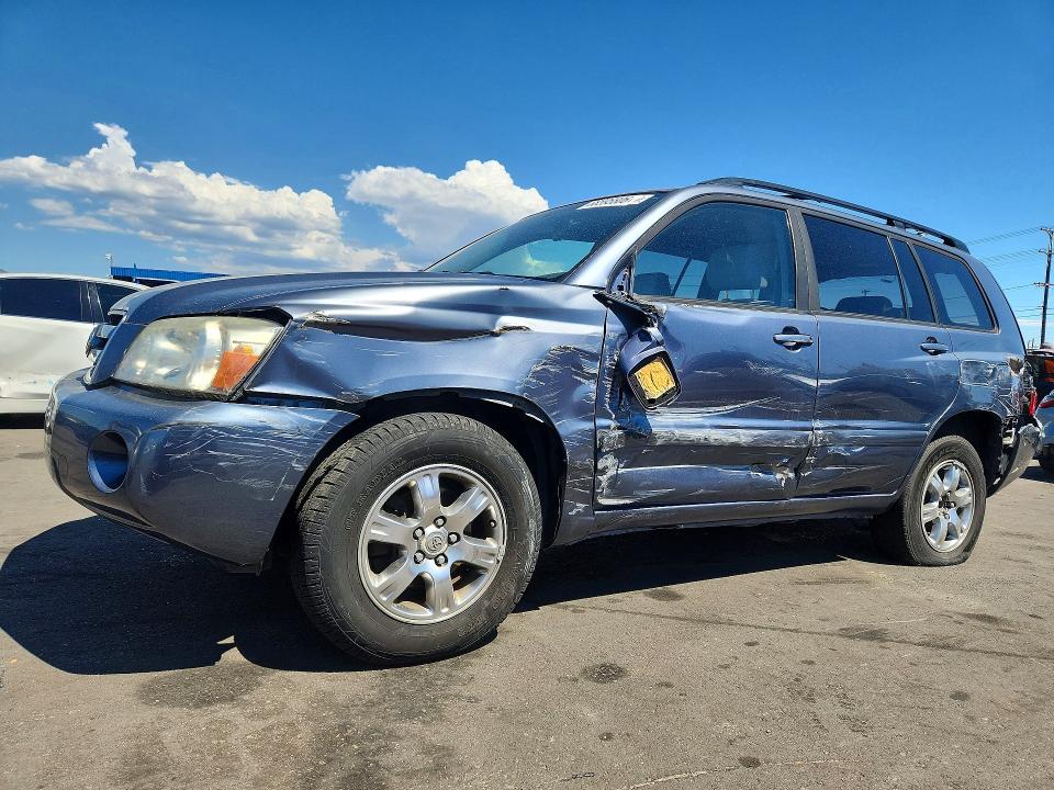 2005 TOYOTA HIGHLANDER