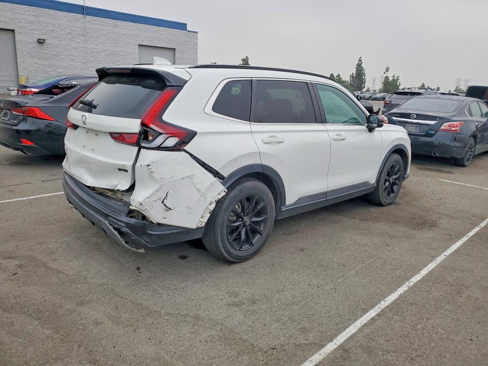 Photo 3 from auction – 2023 HONDA CR-V with VIN 2HKRS5H53PH700803