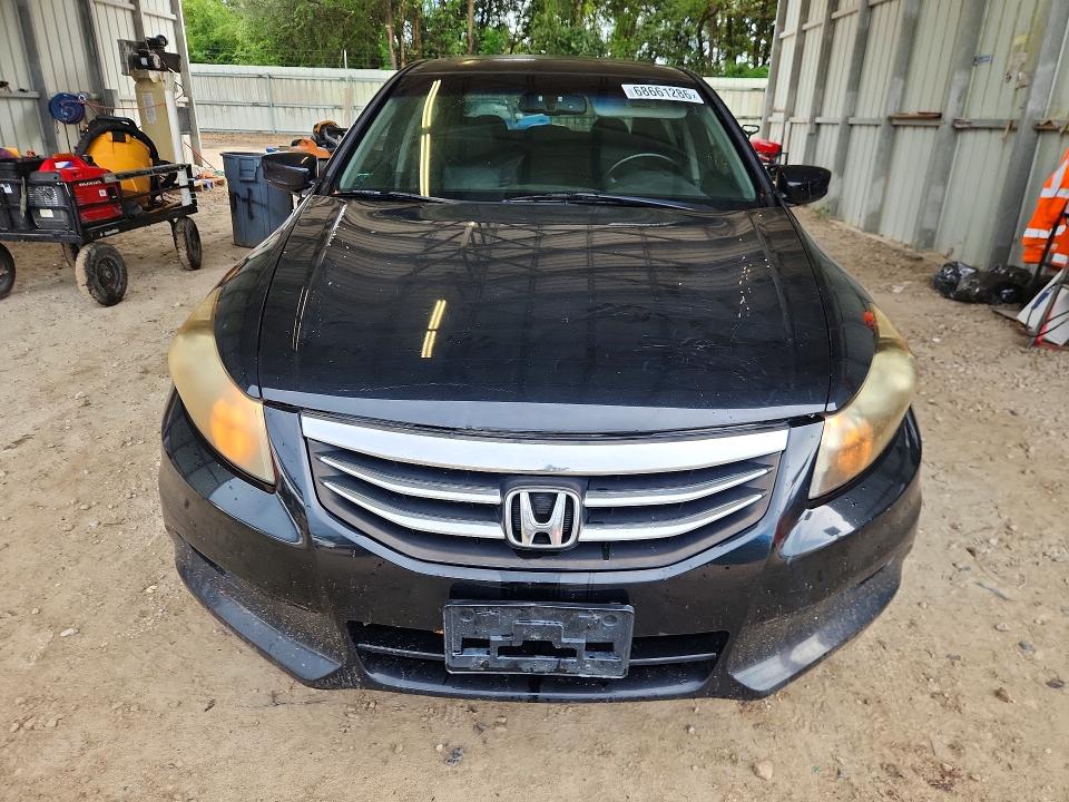 Photo 5 from auction – 2012 HONDA ACCORD with VIN 1HGCP3F80CA013127