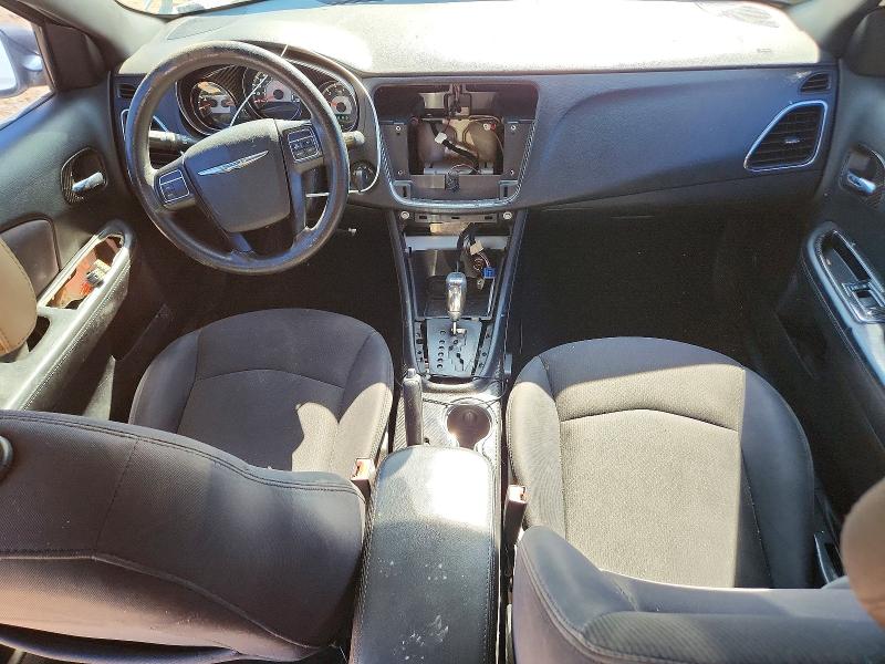 صورة رقم 8 من المزاد - 2014 CHRYSLER 200 مع VIN 1C3CCBAB8EN205208