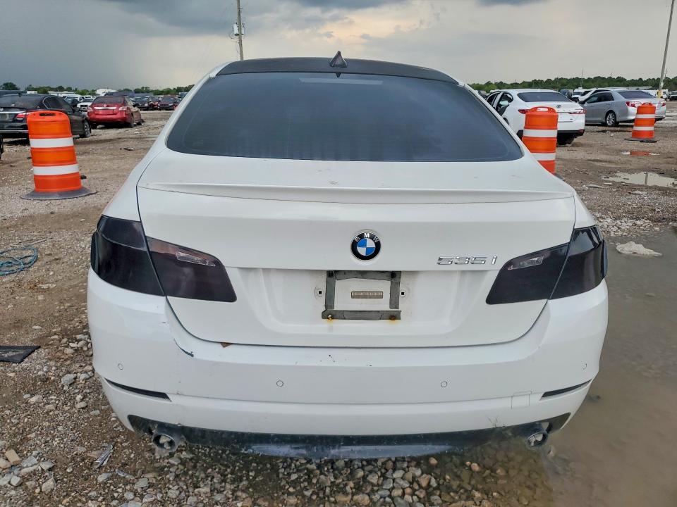 Foto 6 de la subasta – 2011 BMW 535 con VIN WBAFR7C55BC608403