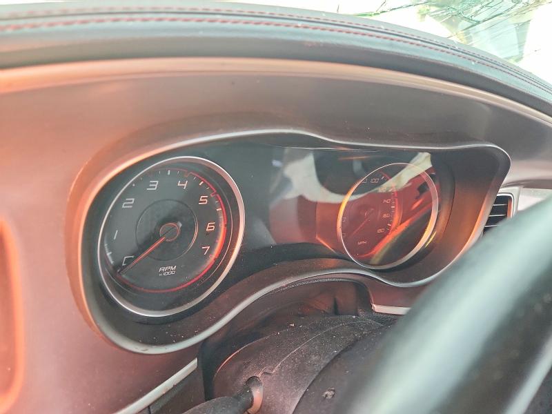 Снимка 9 от търг – 2019 DODGE CHARGER с VIN 2C3CDXGJ3KH692430