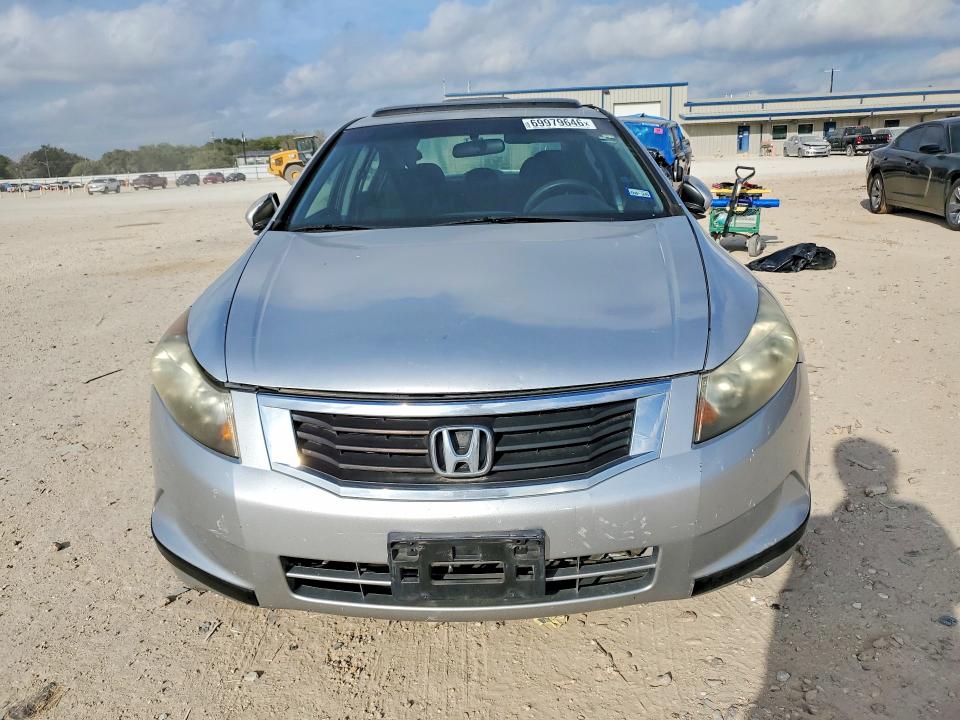 Photo 5 from auction – 2010 HONDA ACCORD with VIN 1HGCP2F73AA190849