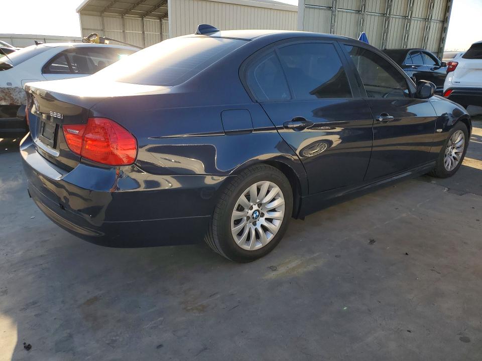 صورة رقم 3 من المزاد - 2009 BMW 328 مع VIN WBAPH53509A436721