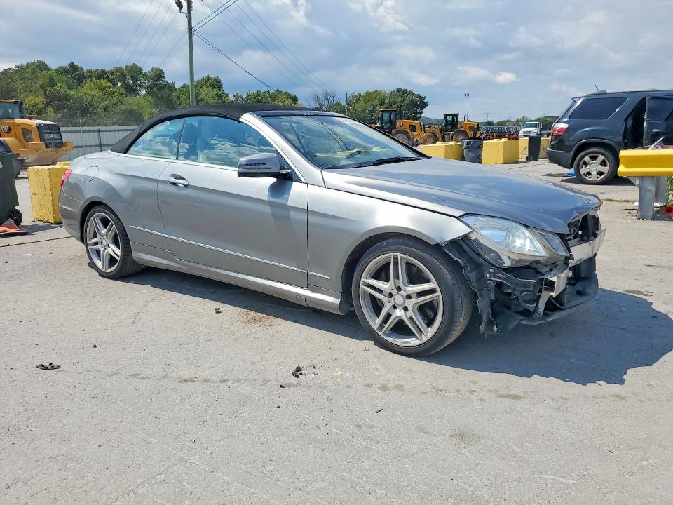 Photo 4 from auction – 2011 MERCEDES-BENZ E with VIN WDDKK7CF5BF092143