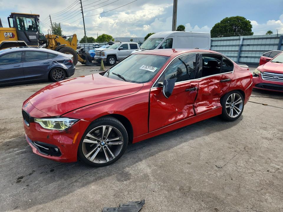 Снимка 1 от търг – 2018 BMW 330 с VIN WBA8B9C59JEE81170
