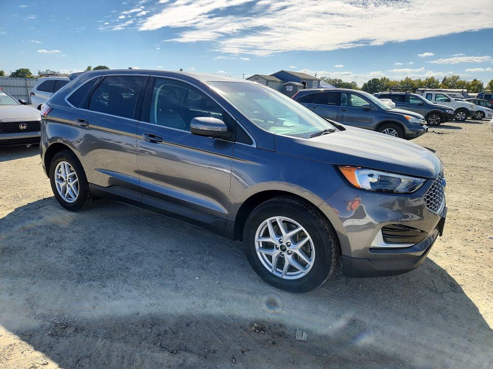 Photo 4 from auction – 2023 FORD EDGE with VIN 2FMPK4J94PBA25937