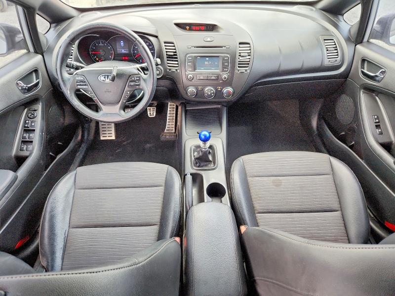 Photo 8 from auction – 2016 KIA FORTE with VIN KNAFZ5A37G5634891