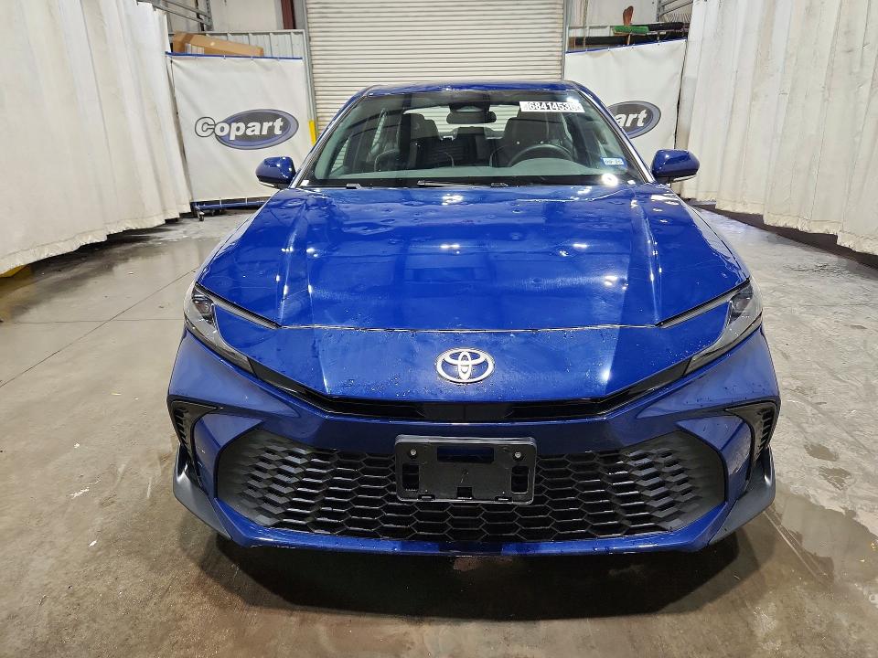 Photo 5 from auction – 2026 TOYOTA CAMRY with VIN 4T1DAACK5TU216498