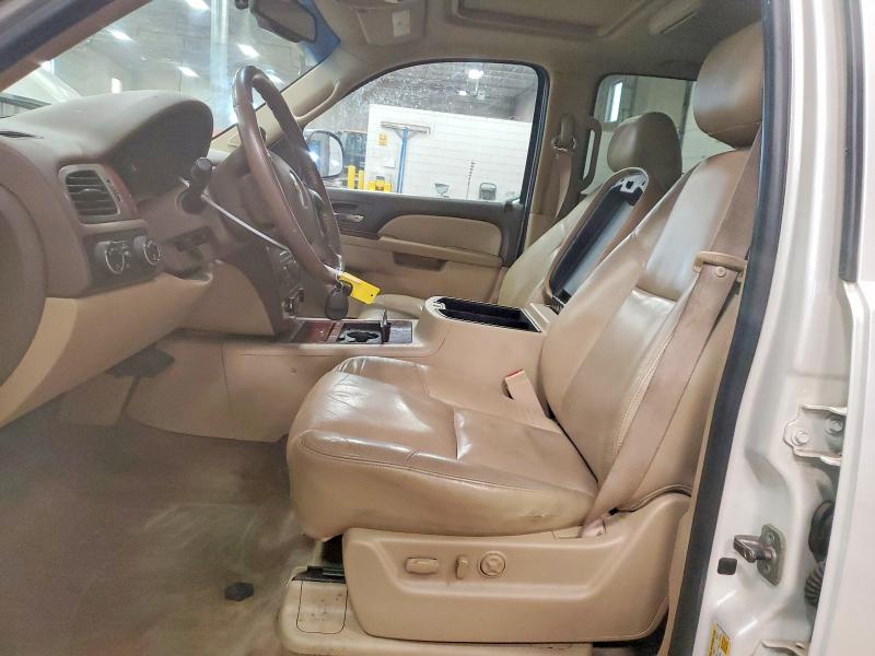 Zdjęcie 7 z aukcji – 2011 CHEVROLET AVALANCHE z VIN 3GNTKGE39BG232654
