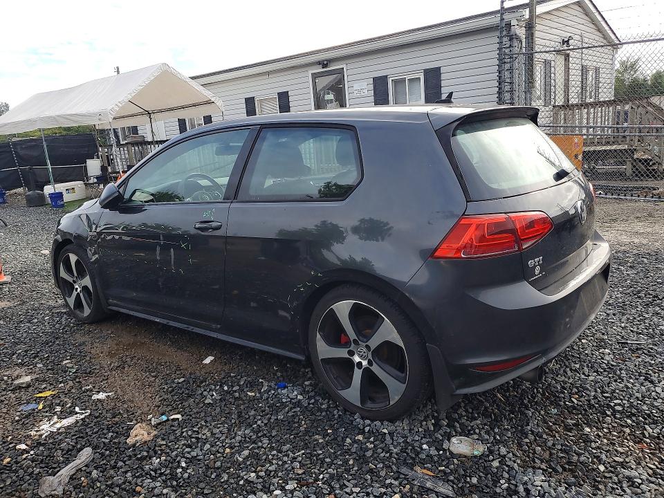 Снимка 2 от търг – 2015 VOLKSWAGEN GTI с VIN 3VWTT7AU9FM036447