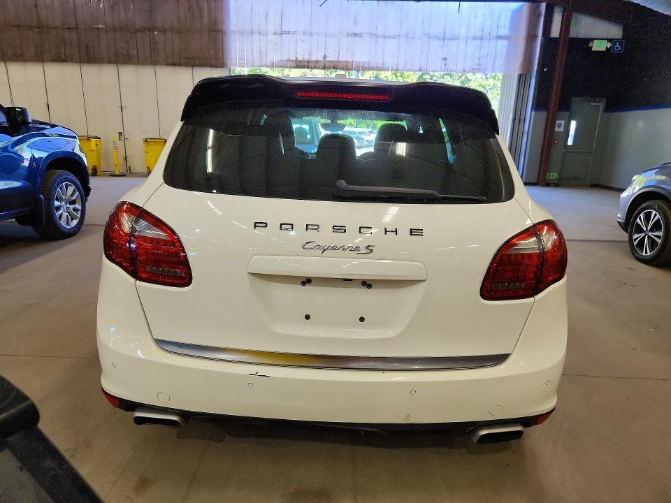 Zdjęcie 6 z aukcji – 2012 PORSCHE CAYENNE z VIN WP1AB2A23CLA44859