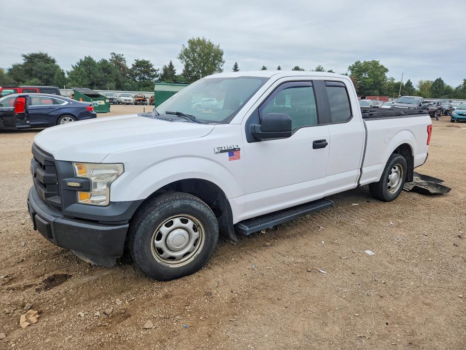 Снимка 1 от търг – 2015 FORD F150 с VIN 1FTEX1C88FKE81556