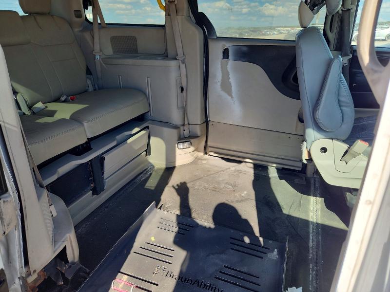 Photo 11 from auction – 2015 DODGE GRAND CARAVAN with VIN 2C7WDGBG2FR614132