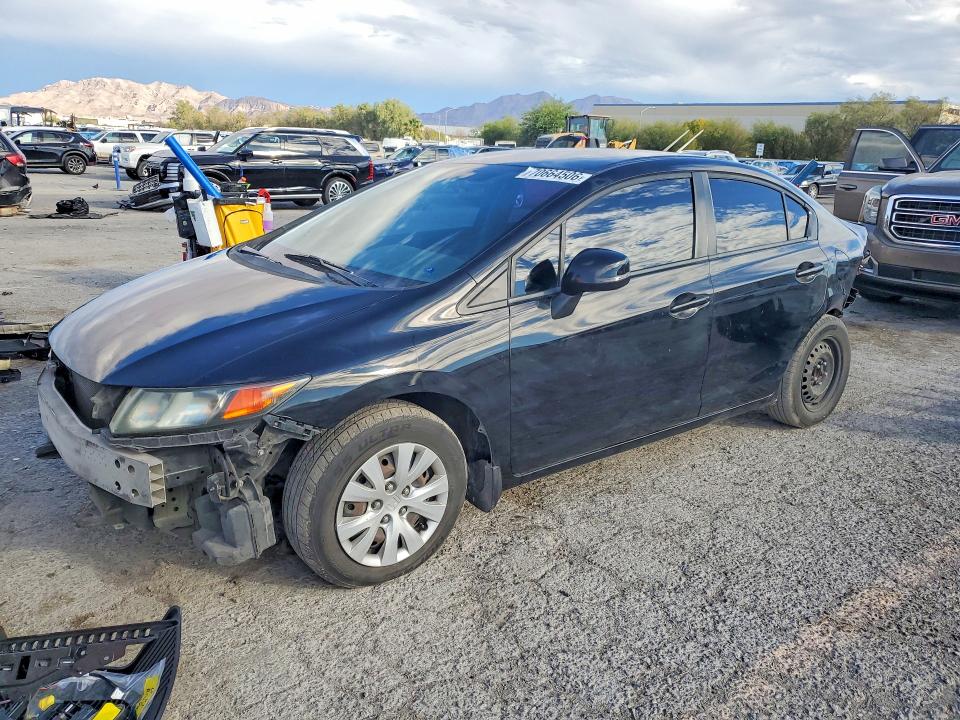 HONDA CIVIC 2012 с VIN 2HGFB2F53CH611984 - Снимка от търг