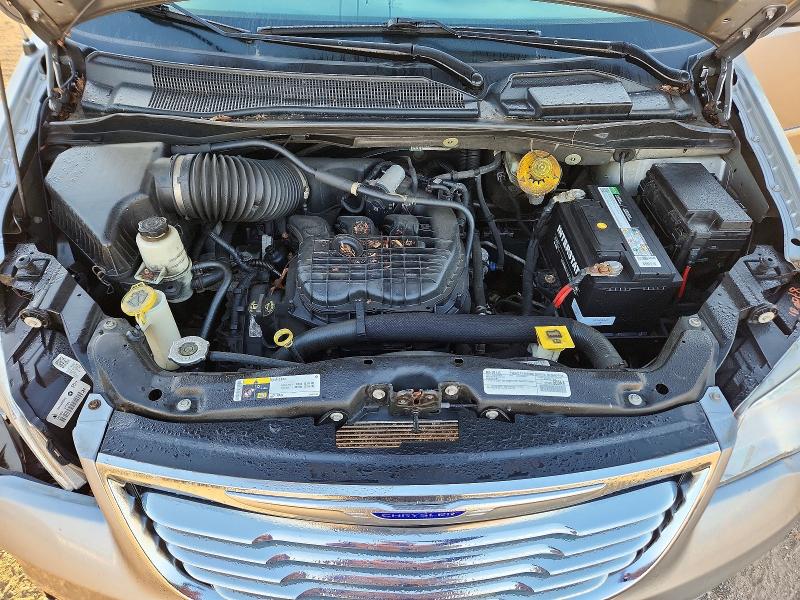 Снимка 11 от търг – 2016 CHRYSLER TOWN & COUNTRY с VIN 2C4RC1BGXGR271288