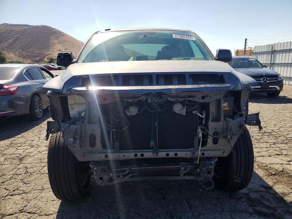 Photo 5 from auction – 2017 TOYOTA TUNDRA with VIN 5TFAY5F1XHX616074