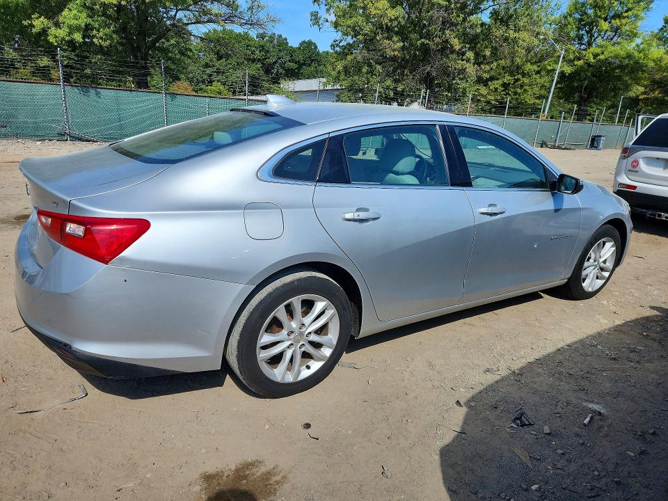 Photo 3 from auction – 2017 CHEVROLET MALIBU with VIN 1G1ZE5STXHF229963