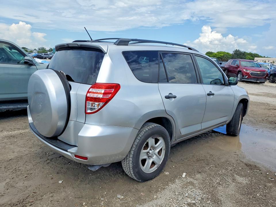 Photo 3 from auction – 2011 TOYOTA RAV4 with VIN 2T3ZF4DV3BW104886