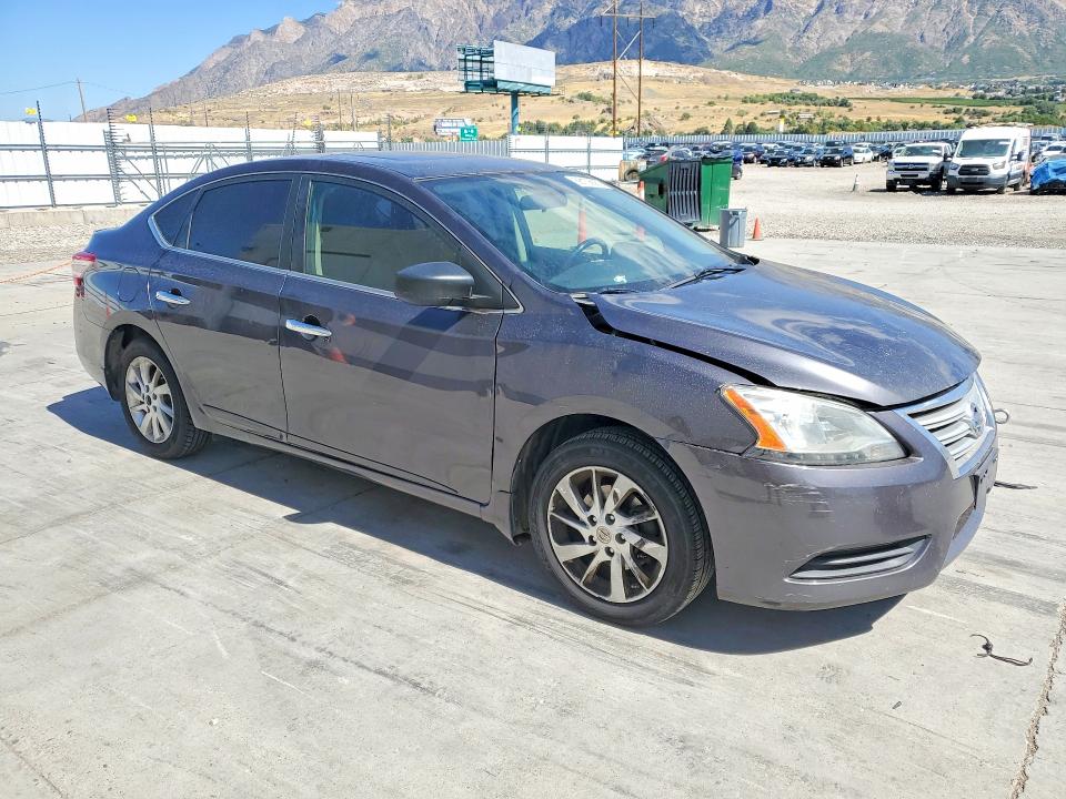 Photo 4 from auction – 2015 NISSAN SENTRA with VIN 3N1AB7AP3FY338268