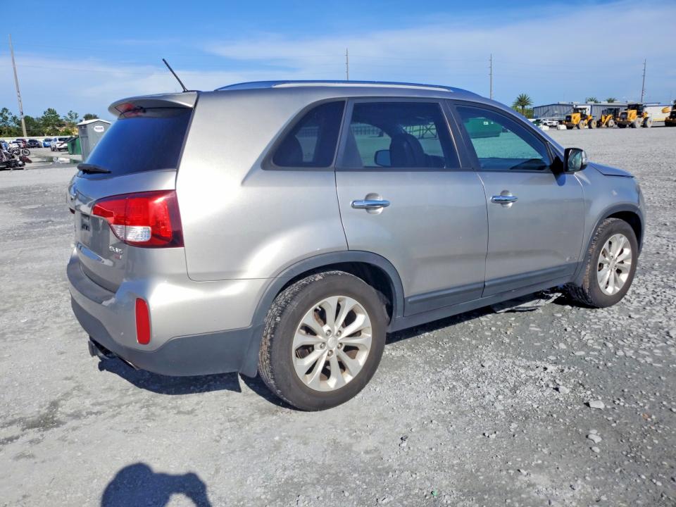 Zdjęcie 3 z aukcji – 2014 KIA SORENTO z VIN 5XYKUDA70EG459272