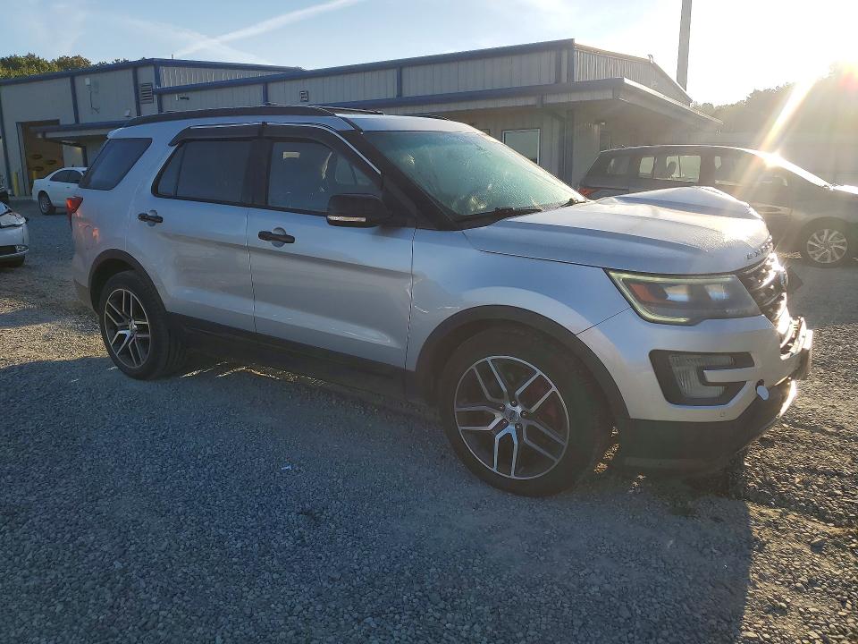 Zdjęcie 4 z aukcji – 2017 FORD EXPLORER z VIN 1FM5K8GT0HGA52631